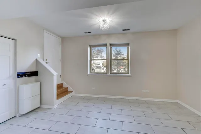 a view of an entryway with workspace