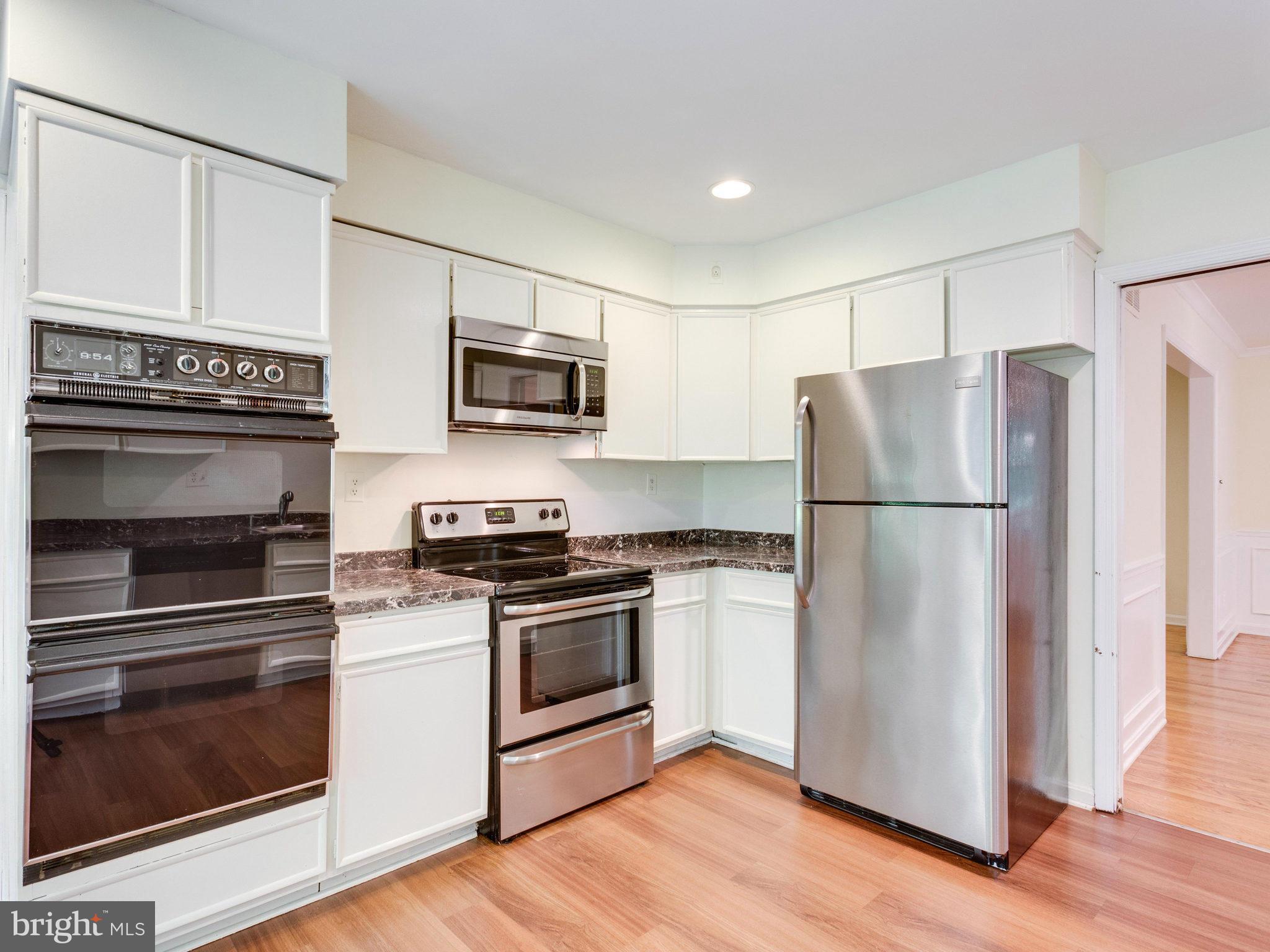 8501 Brook Road McLean, VA 22102 - Photo 11 of 29 Kitchen