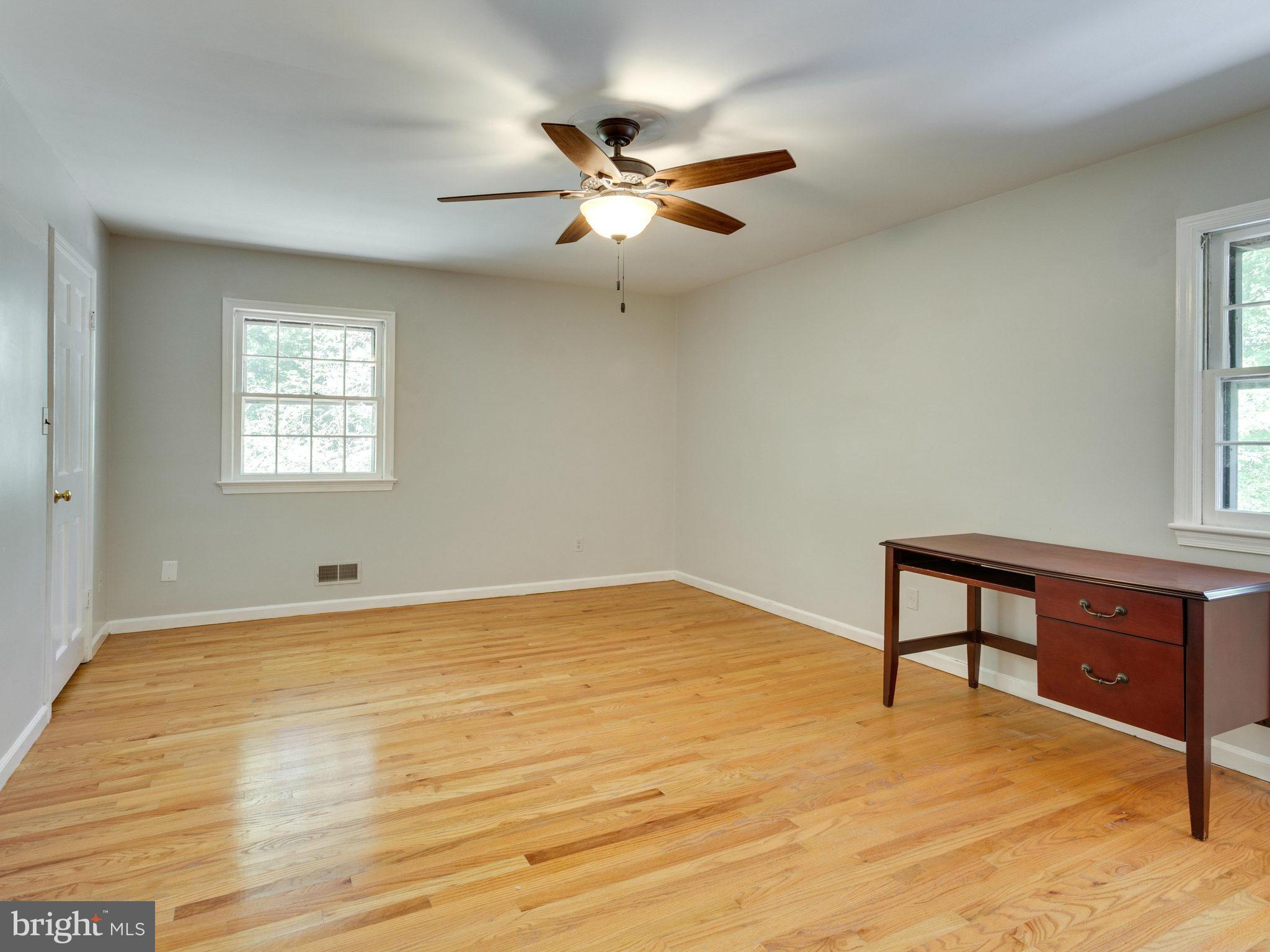 8501 Brook Road McLean, VA 22102 - Photo 21 of 29 Bedroom (Master)