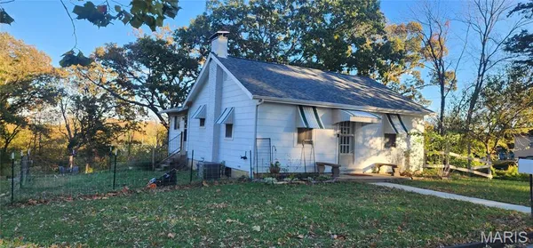 $220,000 | 3112 Edgewood Drive, High Ridge, MO 63049