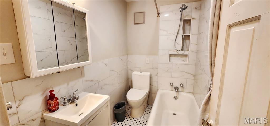 3112 Edgewood Drive High Ridge, MO 63049 - Photo 5 of 17