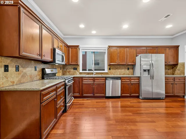 $410,000 | 416 Northeast Patricia Ann Place, Hillsboro, OR 97006