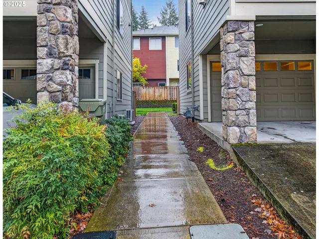 $410,000 | 416 Northeast Patricia Ann Place, Hillsboro, OR 97006