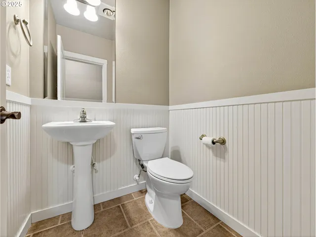 $410,000 | 416 Northeast Patricia Ann Place, Hillsboro, OR 97006