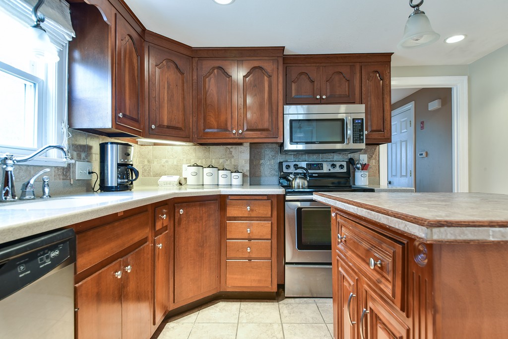 20 Bare Hill Road Framingham, MA 01702 - Photo 8 of 18 Gallery Image 8