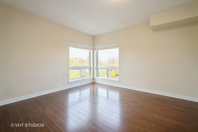 $227,218 | 2150 Founders Drive, Unit 234, Northbrook, IL 60062