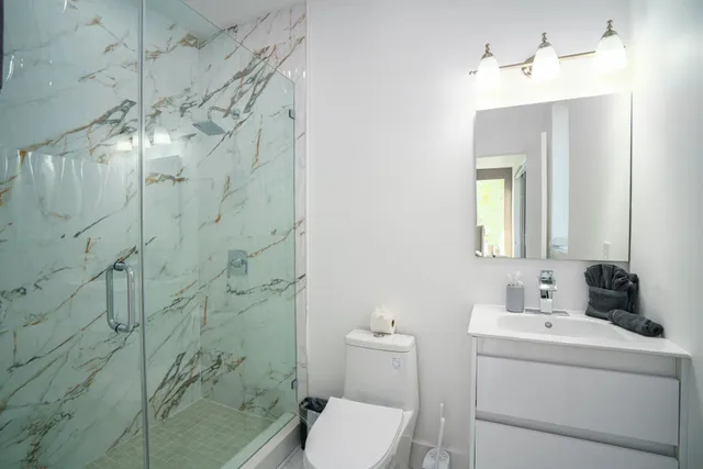 $5,990,000 | 1000 North Riverside Drive, Pompano Beach, FL 33062