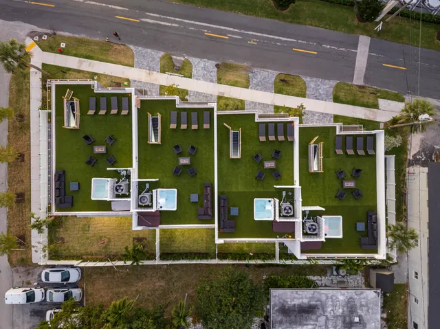 $5,990,000 | 1000 North Riverside Drive, Pompano Beach, FL 33062