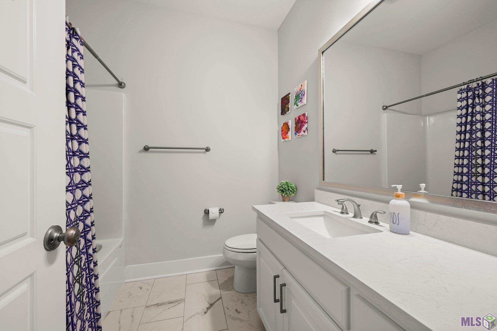 14435 Wally Way Baton Rouge, LA 70810 - Photo 17 of 23 Guest Bath