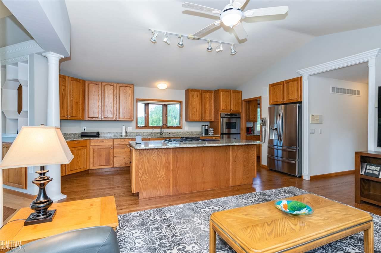 21750 Pratt Road Armada, MI 48005 - Photo 11 of 44 31397980-10.JPG