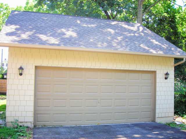 1821 Bryden Road Columbus, OH 43205 - Photo 9 of 18