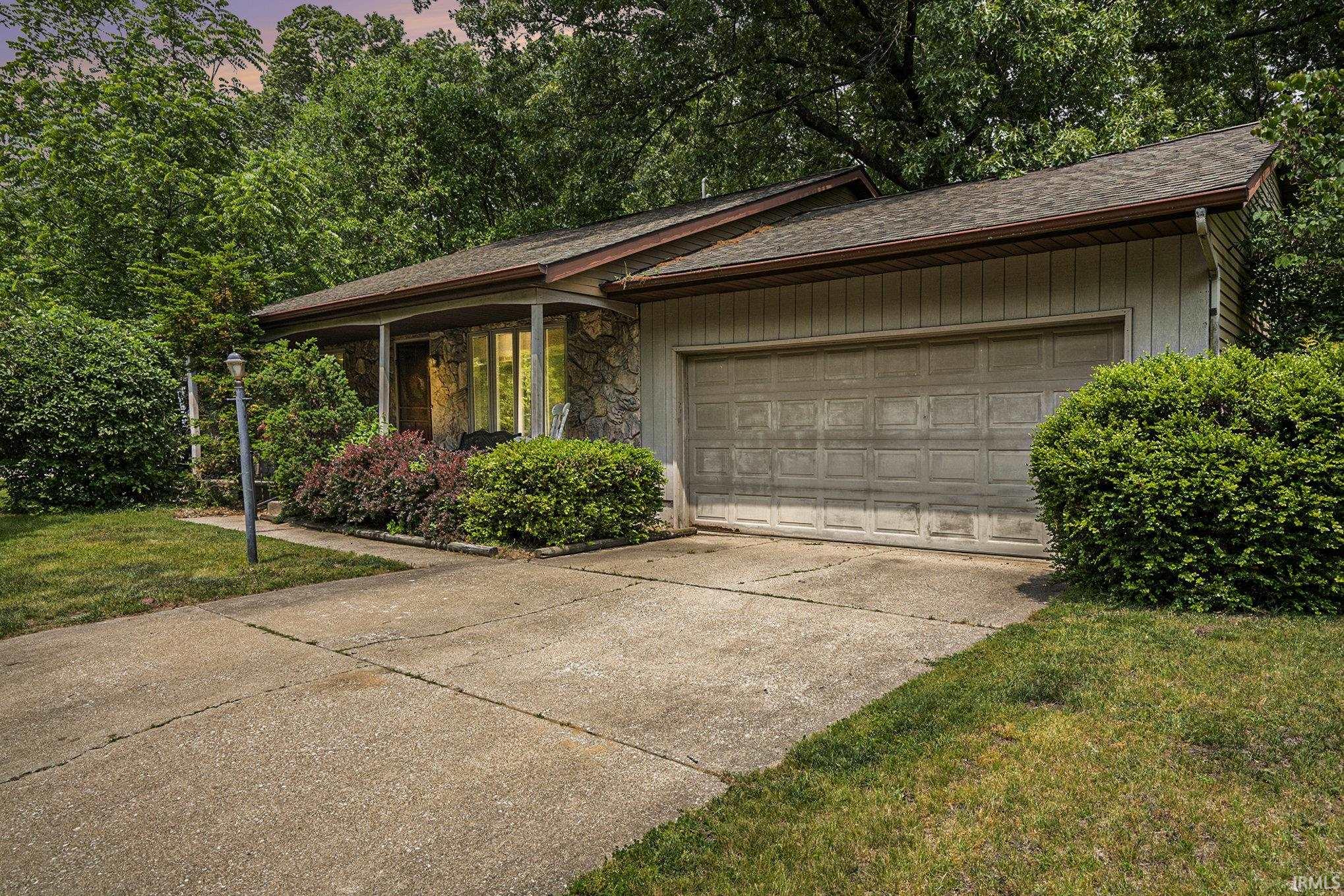 17411 Woodhurst Road Granger, IN 46530 - Photo 24 of 28 Gallery Image 24