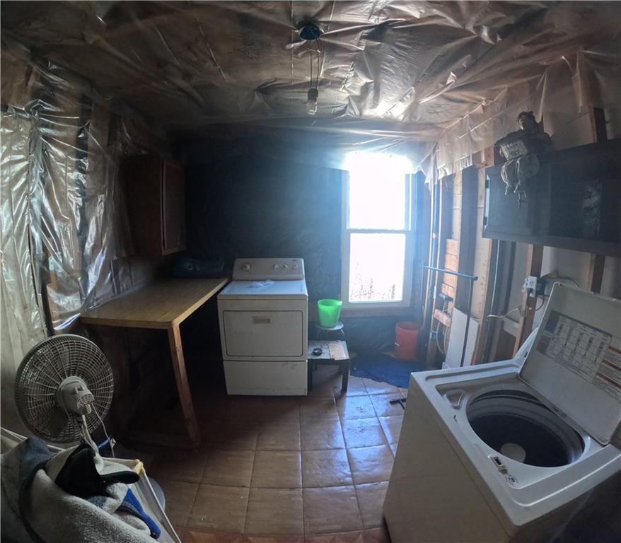 2345 Atmore Street Pittsburgh, PA 15212 - Photo 8 of 17 a living room with furniture and a window
