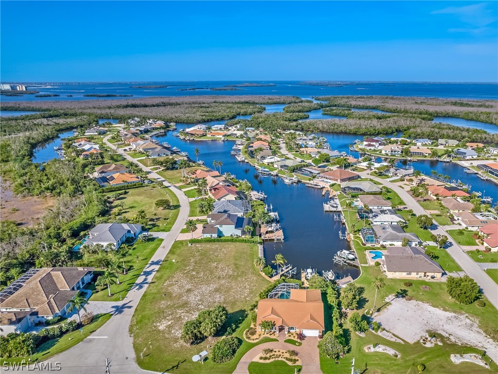 15560 Shell Point Boulevard Fort Myers, FL 33908 - Photo 2 of 41 Gallery Image 2