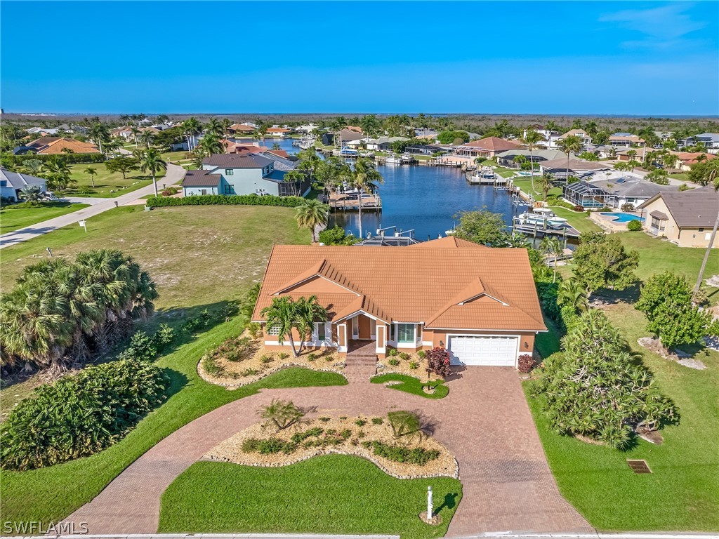 15560 Shell Point Boulevard Fort Myers, FL 33908 - Photo 3 of 41 Gallery Image 3