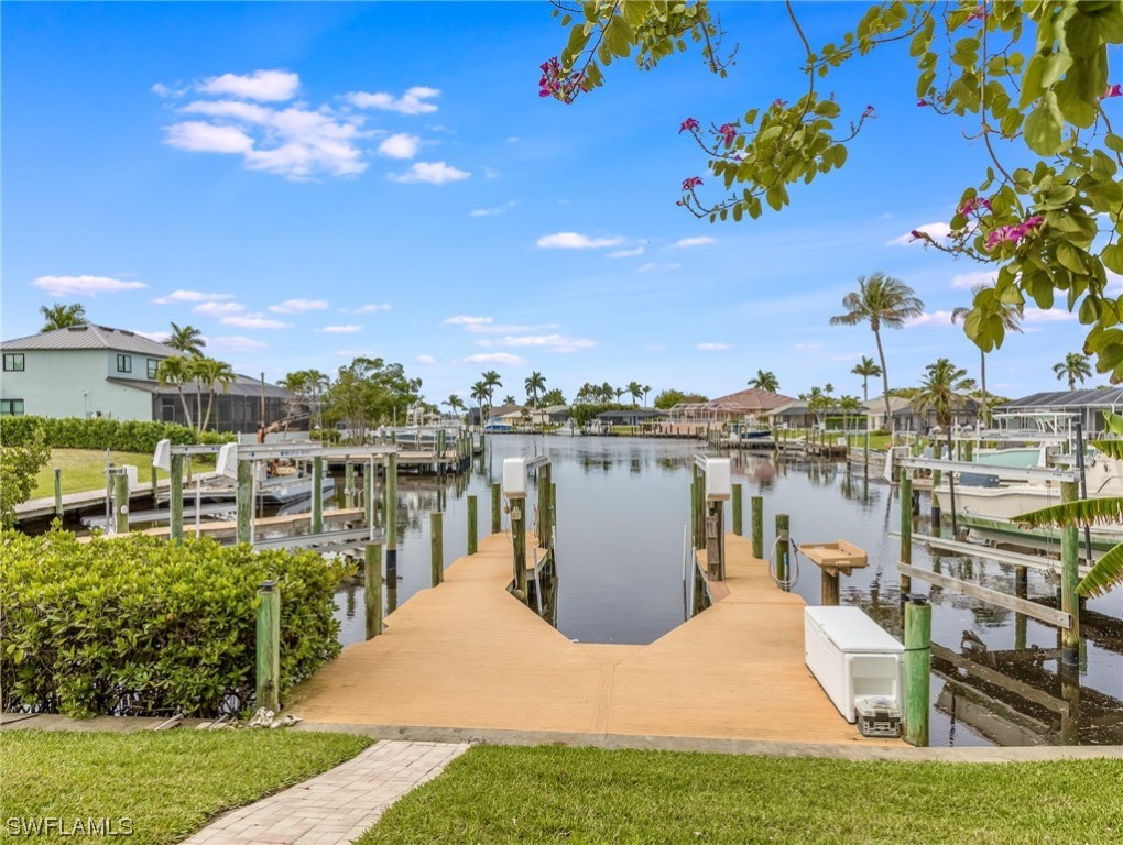 15560 Shell Point Boulevard Fort Myers, FL 33908 - Photo 4 of 41 Gallery Image 4