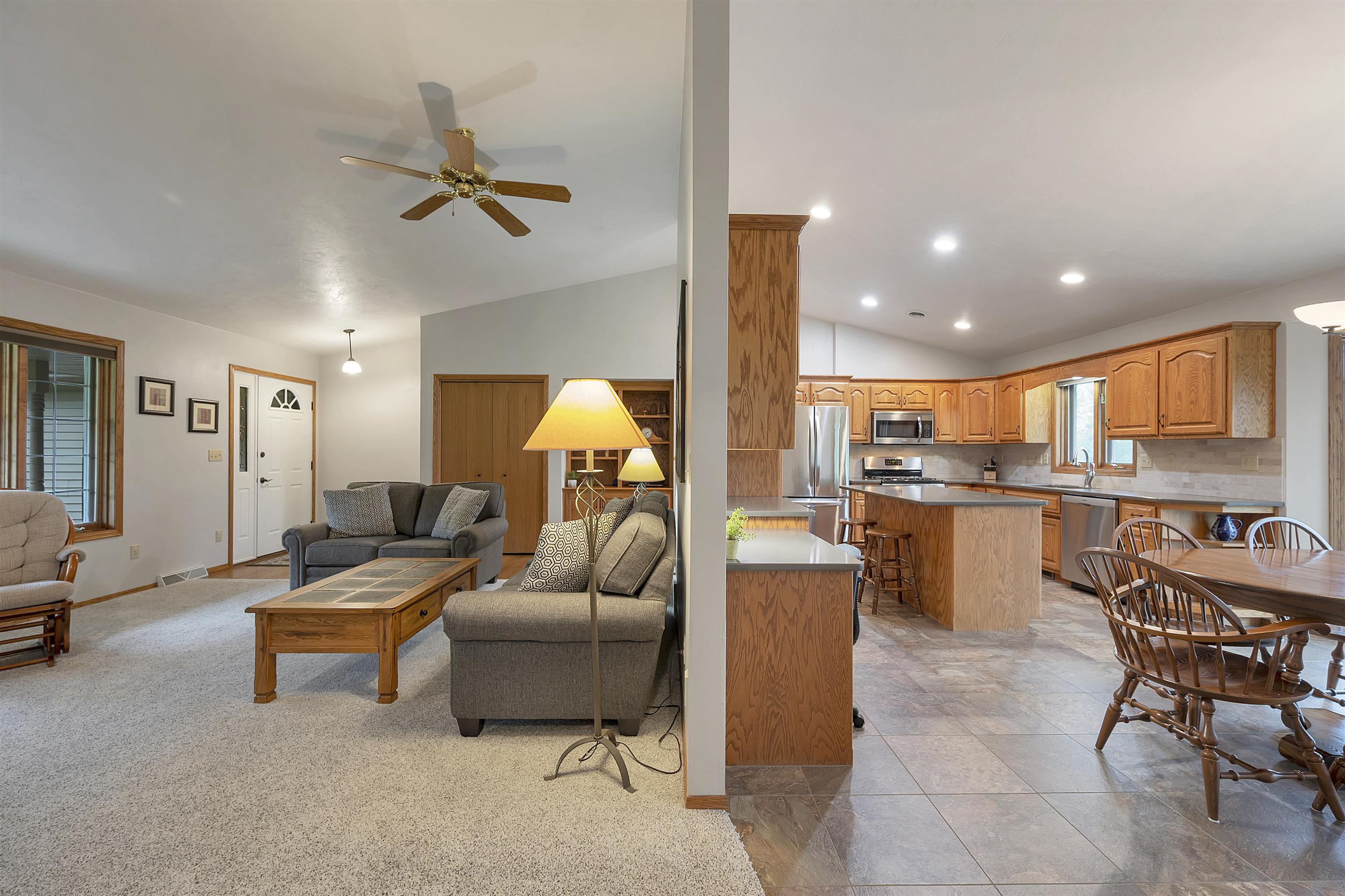 3605 Solitude Road De Pere, WI 54115 - Photo 15 of 58