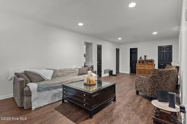 $450,000 | 140 1 Down Street, Southern Pines, NC 28387