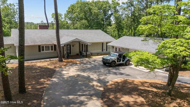 $450,000 | 140 1 Down Street, Southern Pines, NC 28387