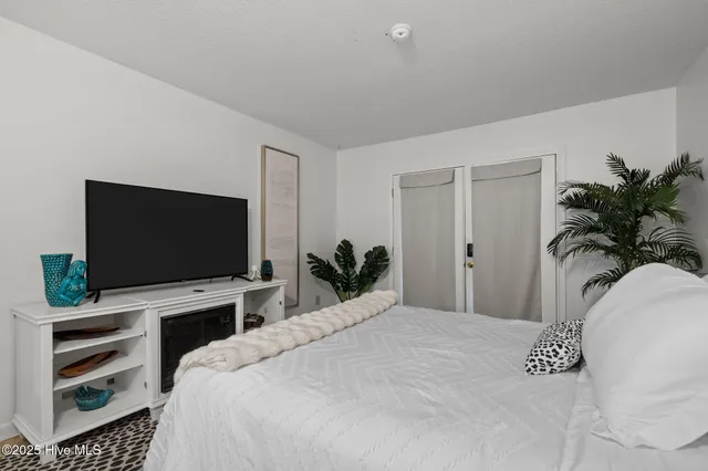 $450,000 | 140 1 Down Street, Southern Pines, NC 28387