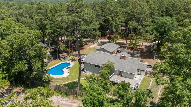 $450,000 | 140 1 Down Street, Southern Pines, NC 28387