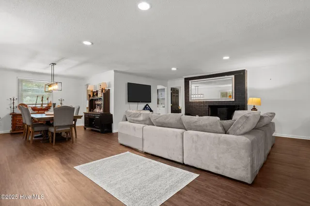 $450,000 | 140 1 Down Street, Southern Pines, NC 28387