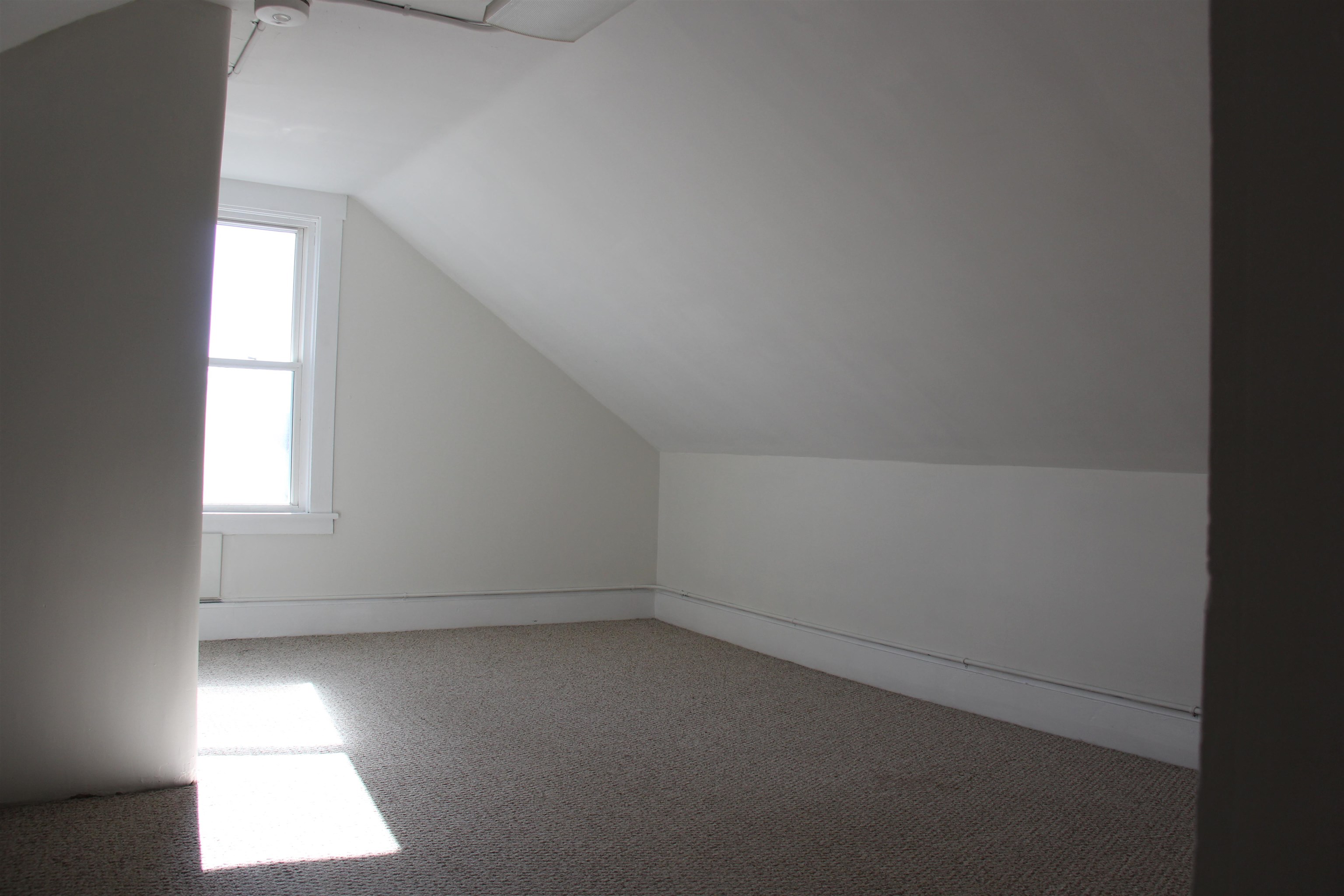 17-19 Thompson Street Concord, NH 03301 - Photo 11 of 20