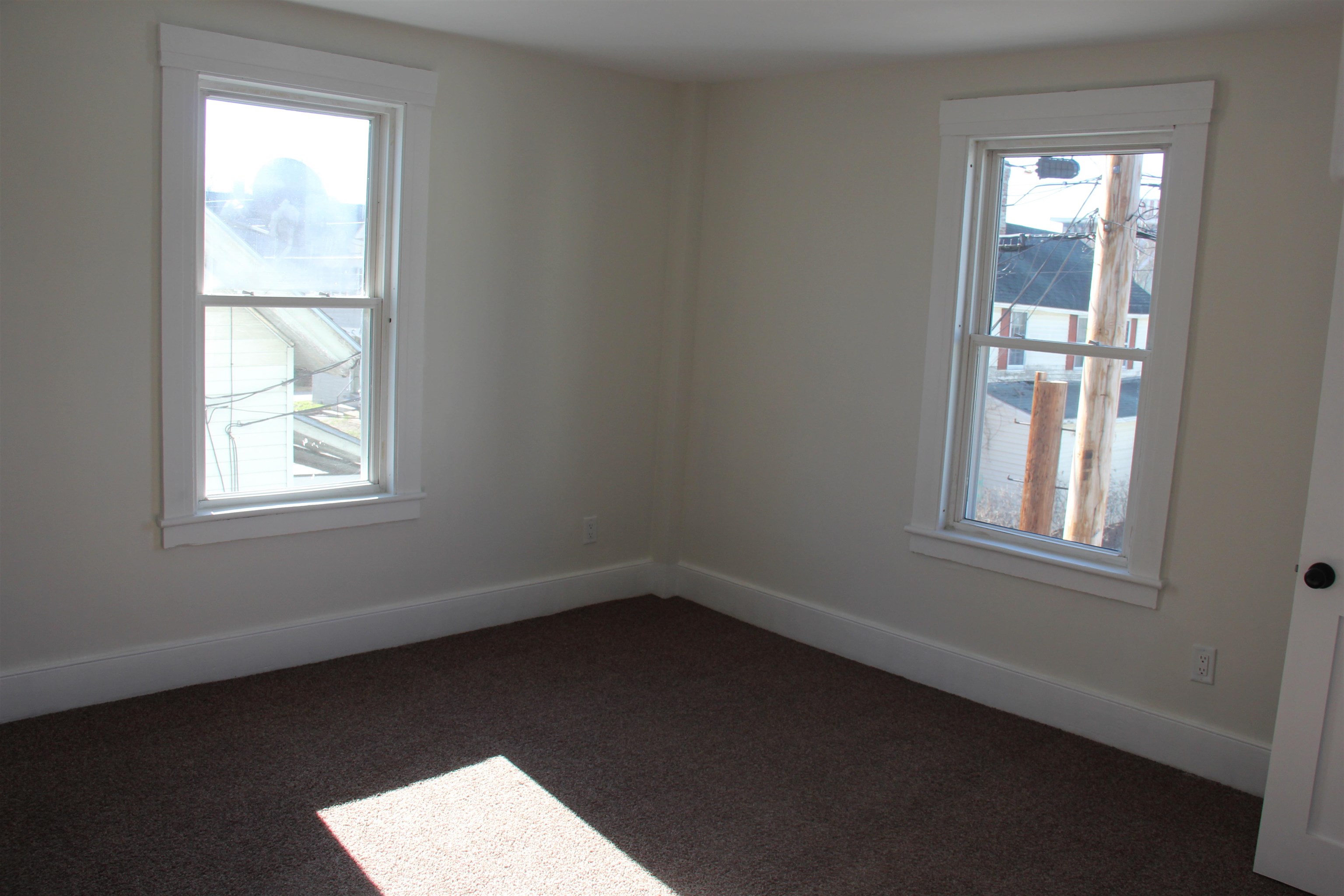 17-19 Thompson Street Concord, NH 03301 - Photo 8 of 20