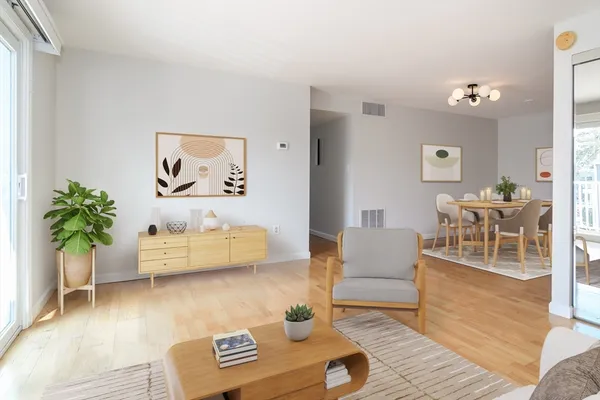 $425,000 | 6 Post Oak Lane, Unit 9, Natick, MA 01760