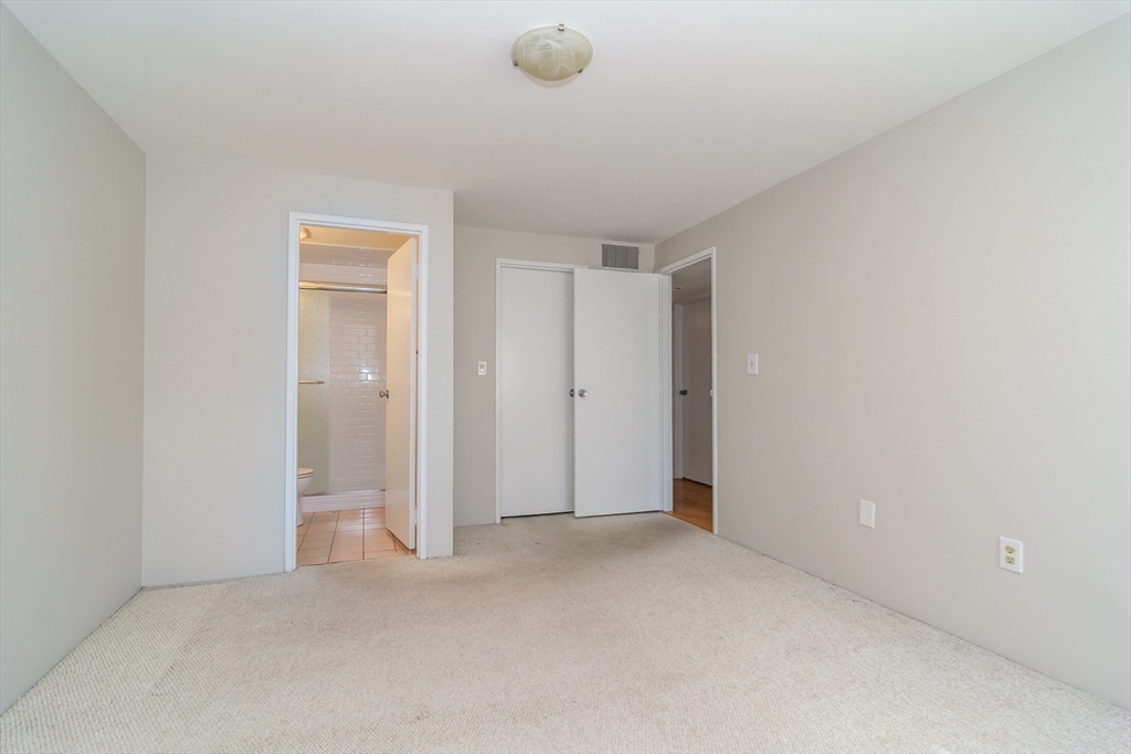 6 Post Oak Lane, Unit 9 Natick, MA 01760 - Photo 15 of 27