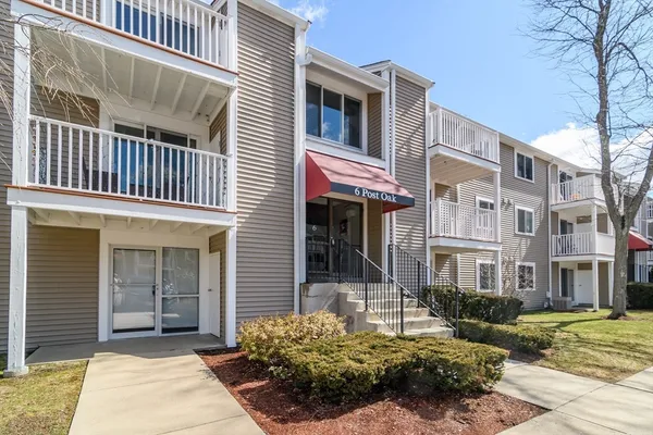 $425,000 | 6 Post Oak Lane, Unit 9, Natick, MA 01760