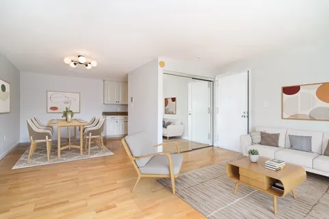 $425,000 | 6 Post Oak Lane, Unit 9, Natick, MA 01760