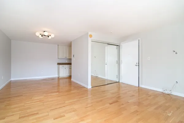 $425,000 | 6 Post Oak Lane, Unit 9, Natick, MA 01760