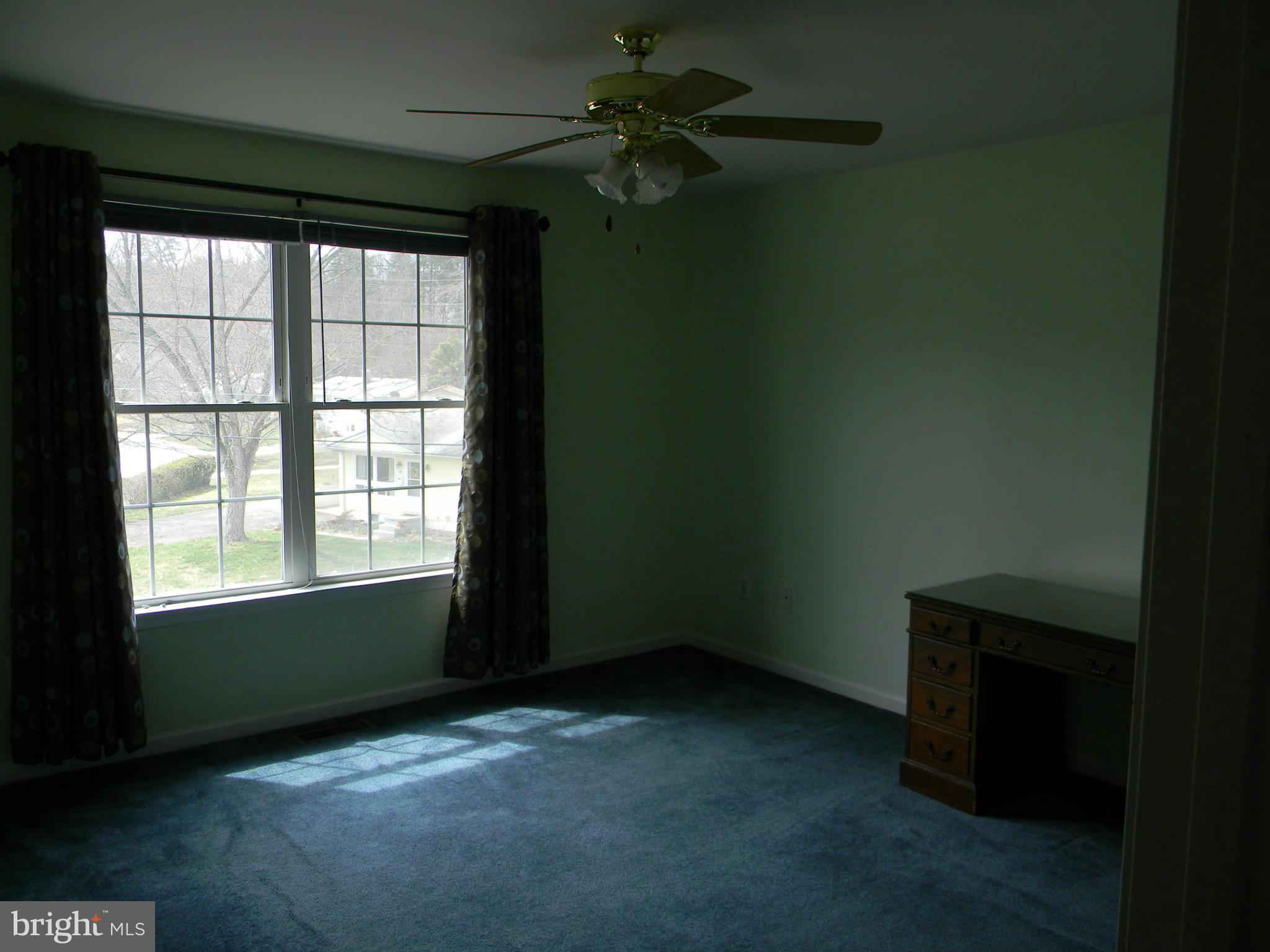 549 Rita Drive Odenton, MD 21113 - Photo 19 of 28 Bedroom 3