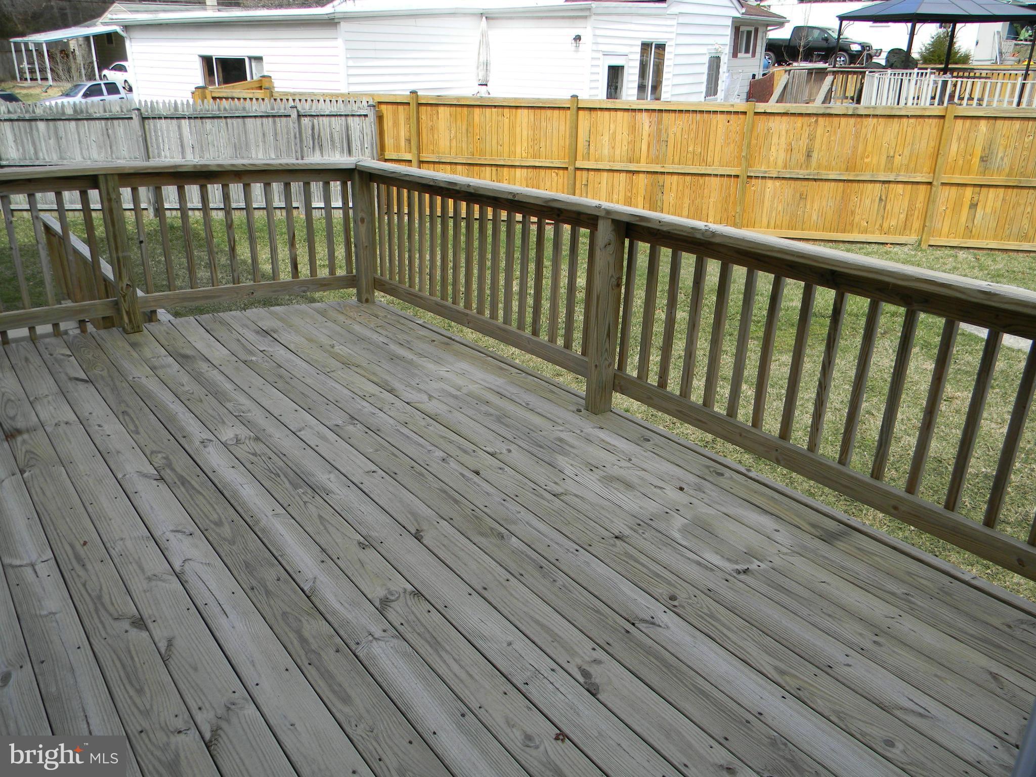 549 Rita Drive Odenton, MD 21113 - Photo 23 of 28 Deck off kitchen and family room