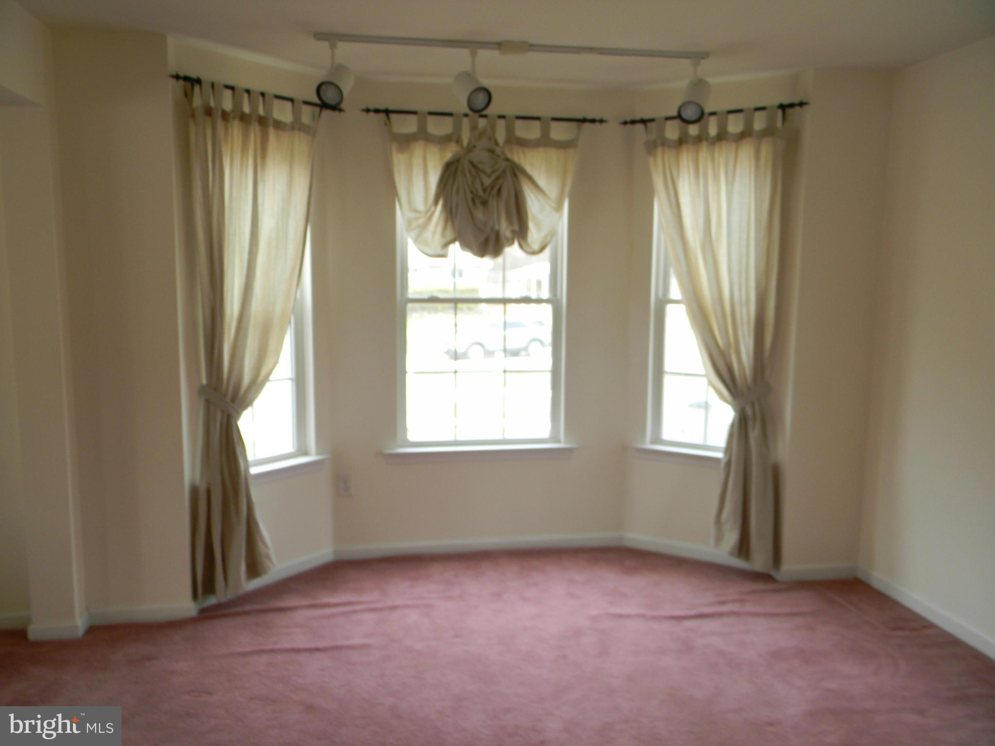 549 Rita Drive Odenton, MD 21113 - Photo 9 of 28 Dining Room