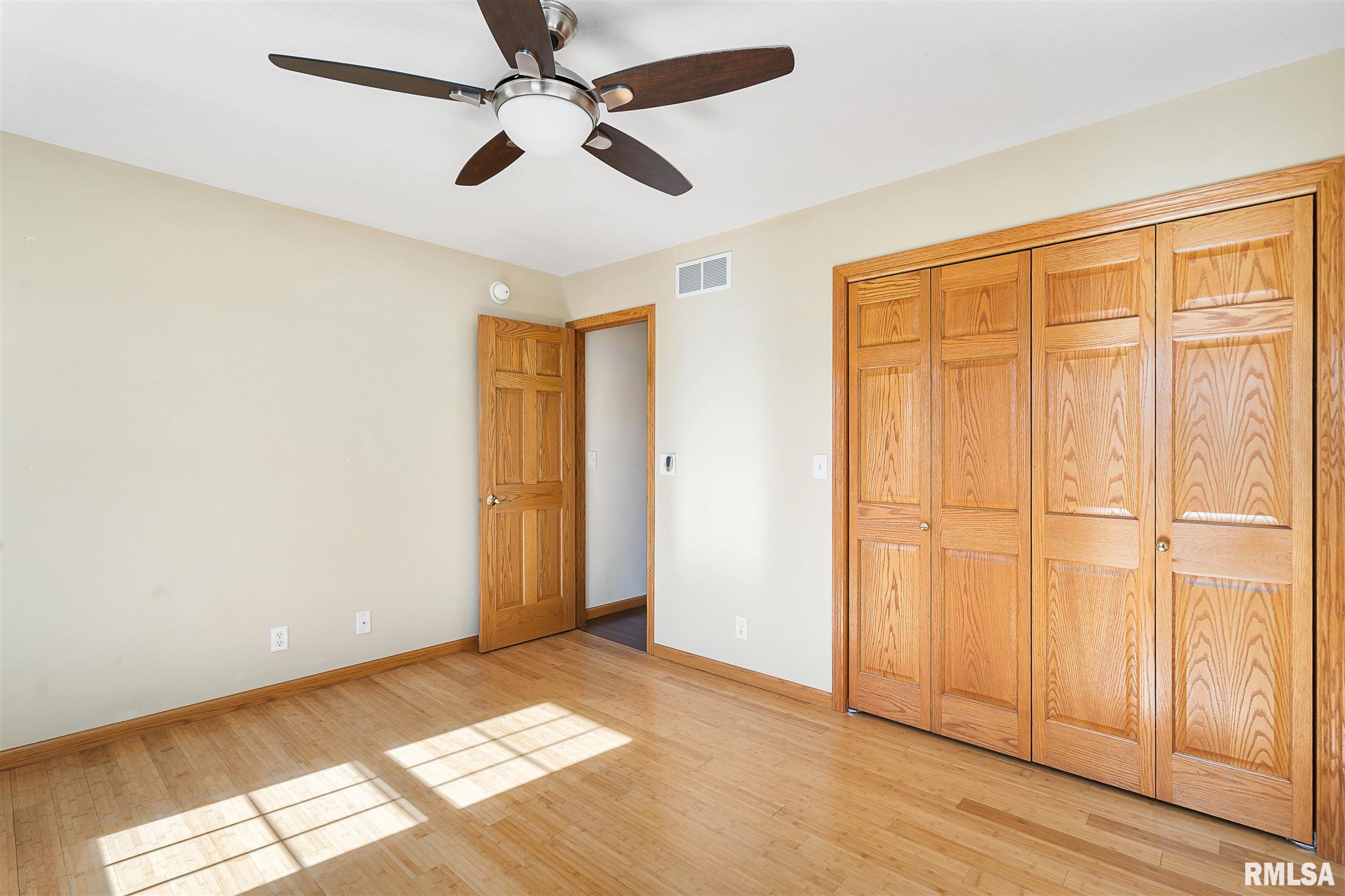 2593 Canterbury Road Muscatine, IA 52761 - Photo 13 of 29