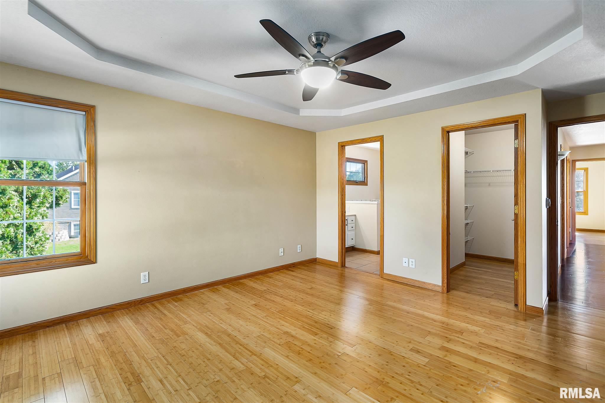 2593 Canterbury Road Muscatine, IA 52761 - Photo 8 of 29