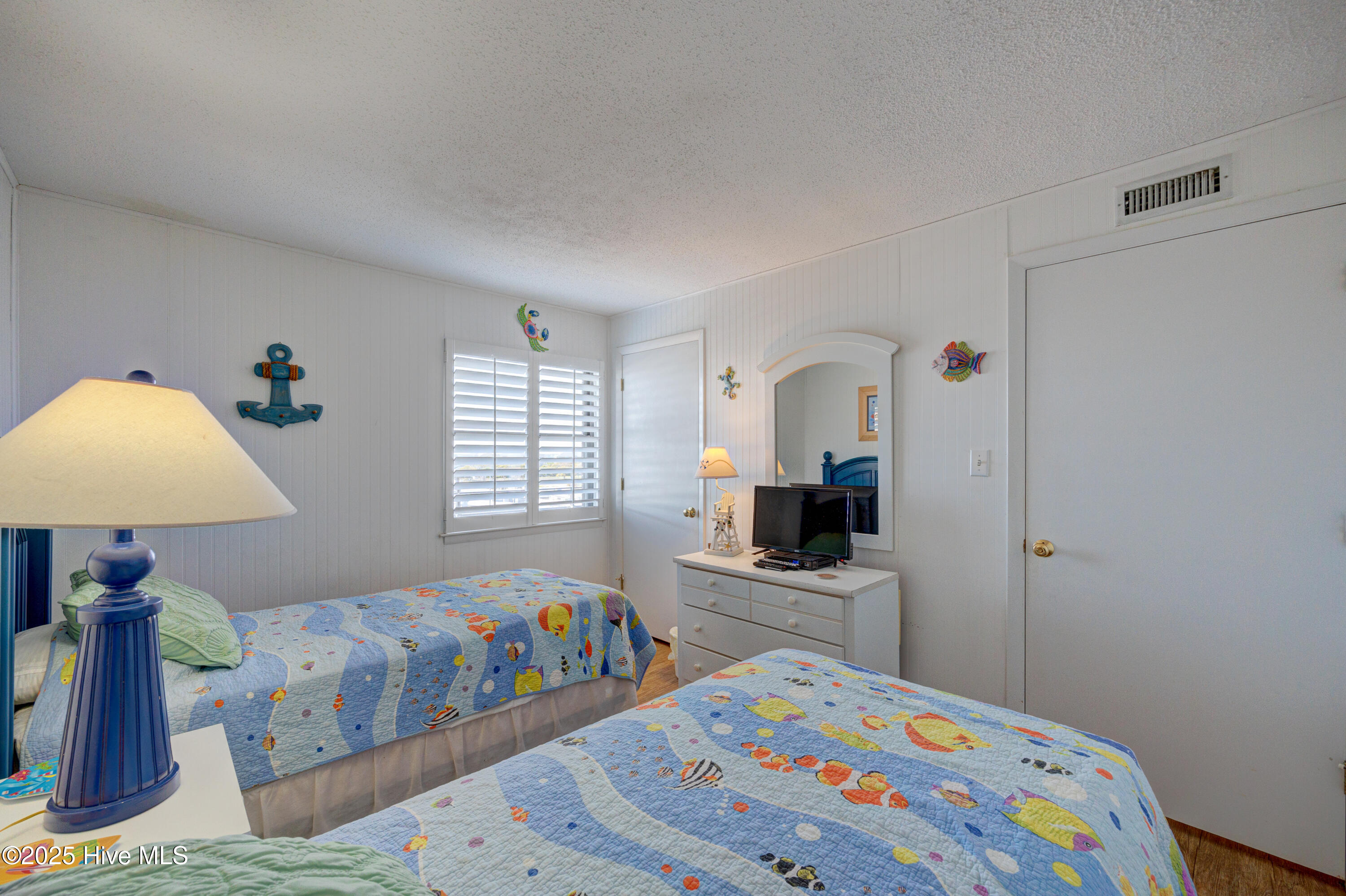 1505 Salter Path Road, Unit 435 Indian Beach, NC 28512 - Photo 20 of 29 Bedroom TWINS 2