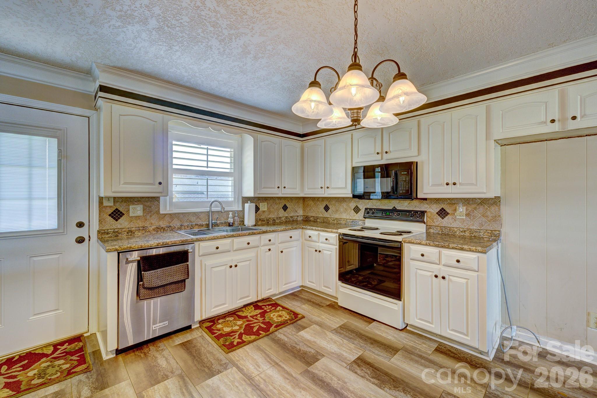1014 Ranbar Street Cherryville, NC 28021 - Photo 7 of 16
