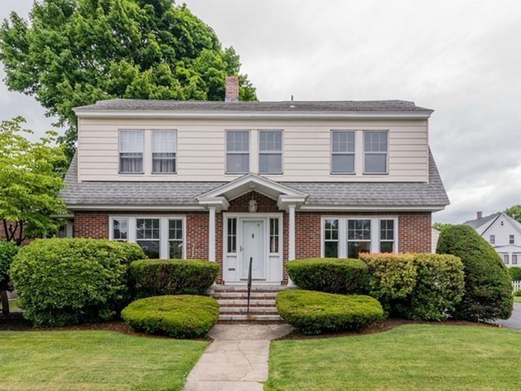 12 Gibson Road Lowell, MA 01851 - Photo 1 of 36 Gallery Image 1