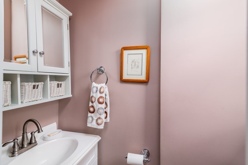 12 Gibson Road Lowell, MA 01851 - Photo 14 of 36 Gallery Image 14