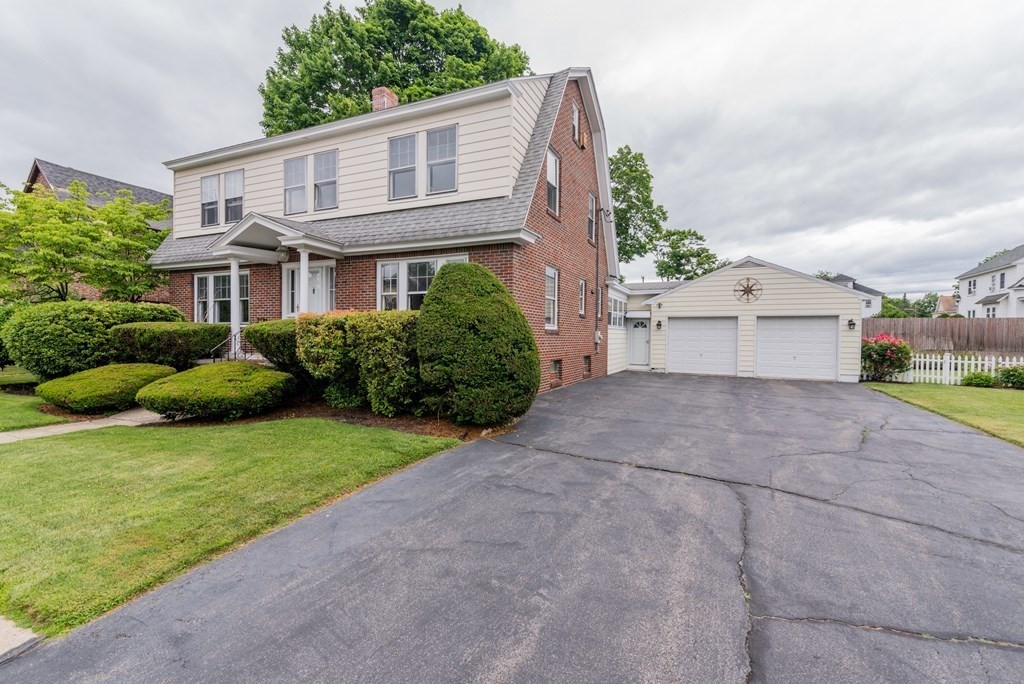 12 Gibson Road Lowell, MA 01851 - Photo 2 of 36 Gallery Image 2