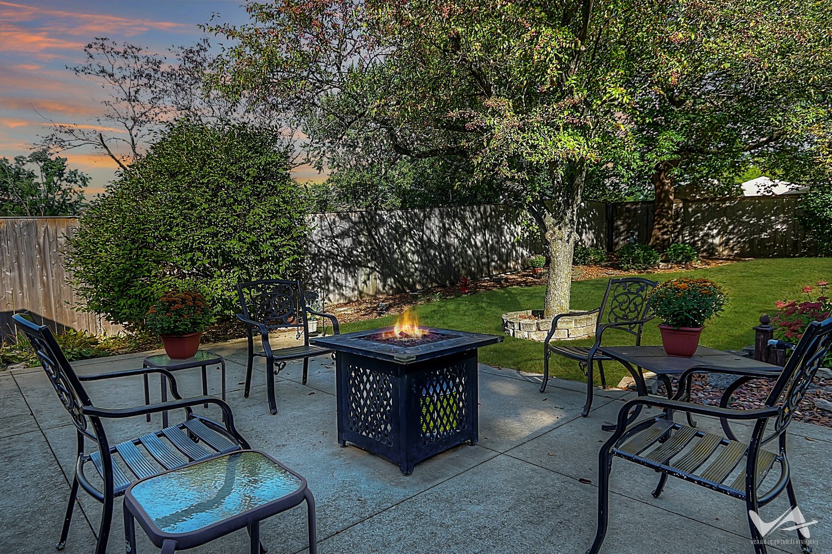 1034 Fall Circle Roselle, IL 60172 - Photo 27 of 30 a view of a chairs and table in the patio