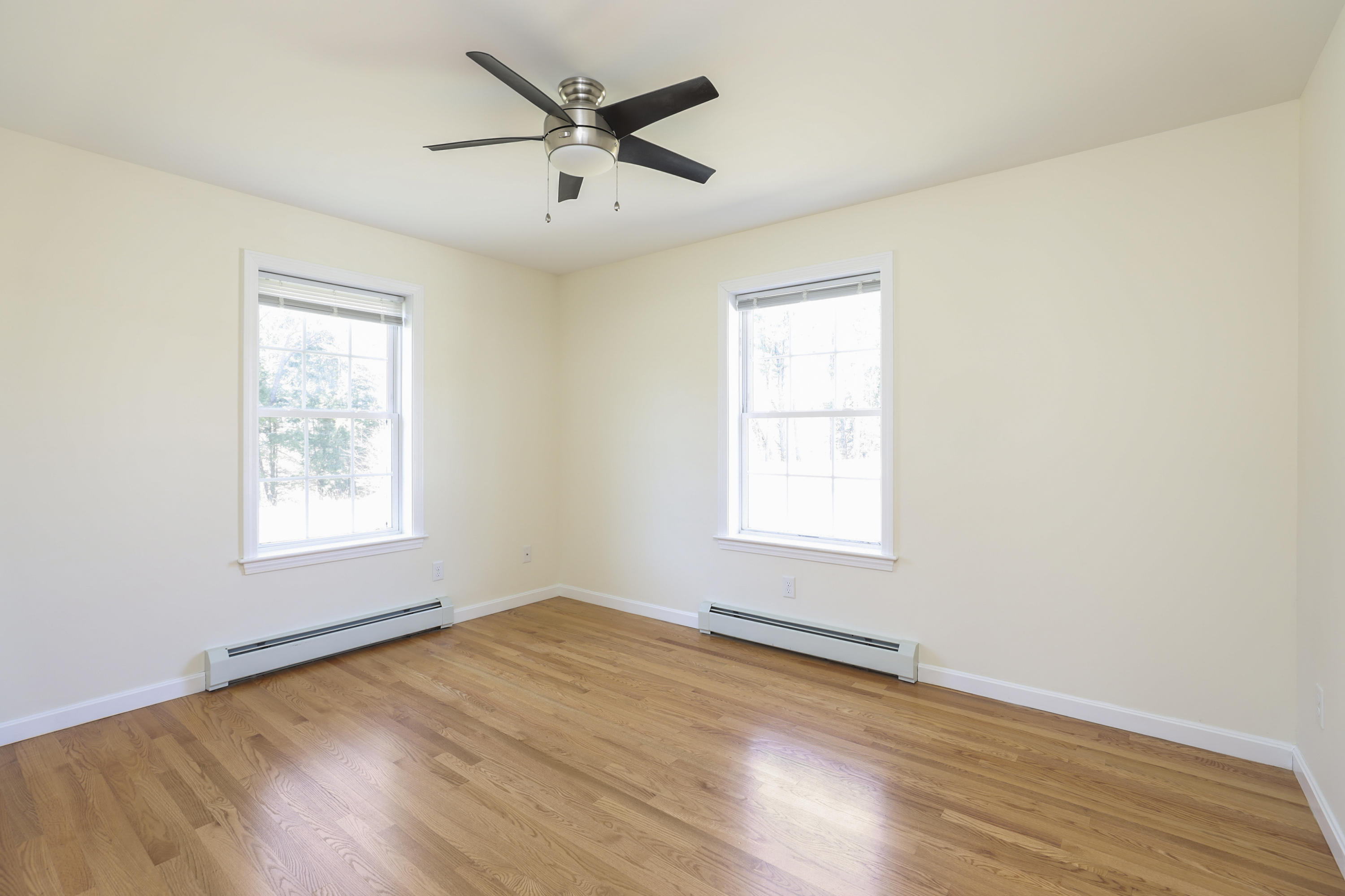 39 Hubbard Street Saco, ME 04072 - Photo 9 of 23 022-photo-8204605