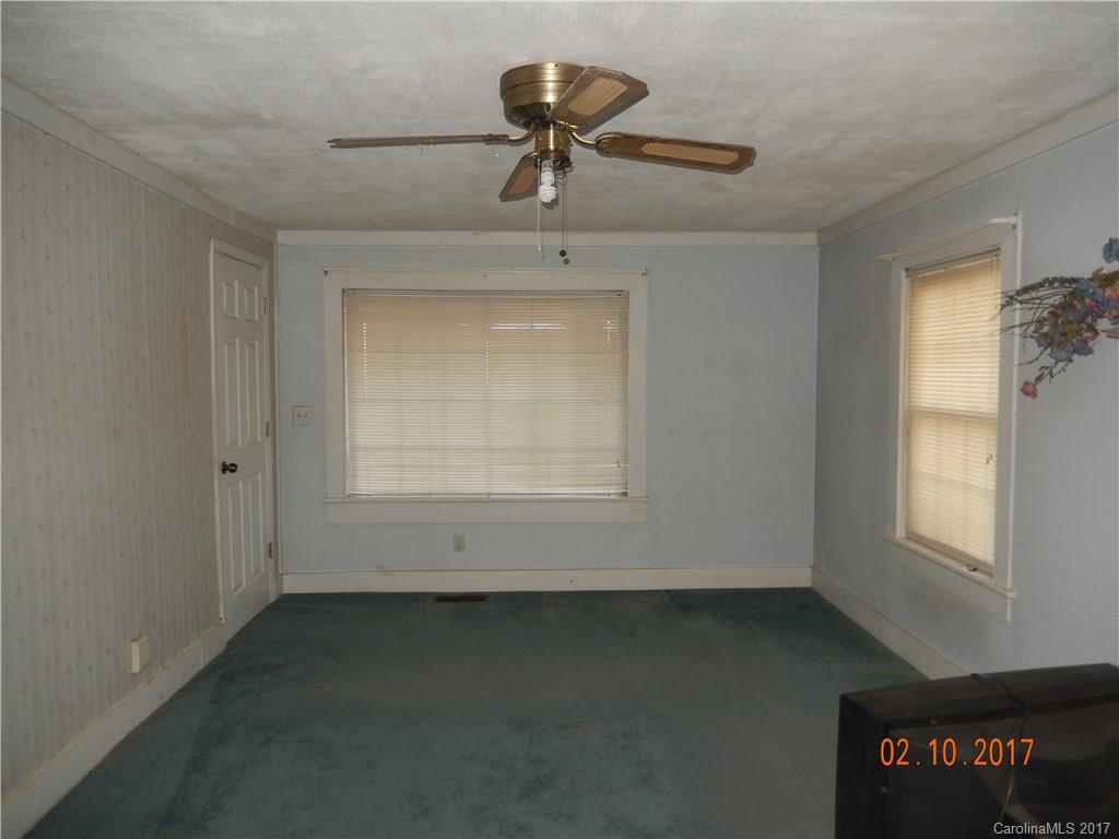 60 Kentel Road Candler, NC 28715 - Photo 8 of 18 Gallery Image 8