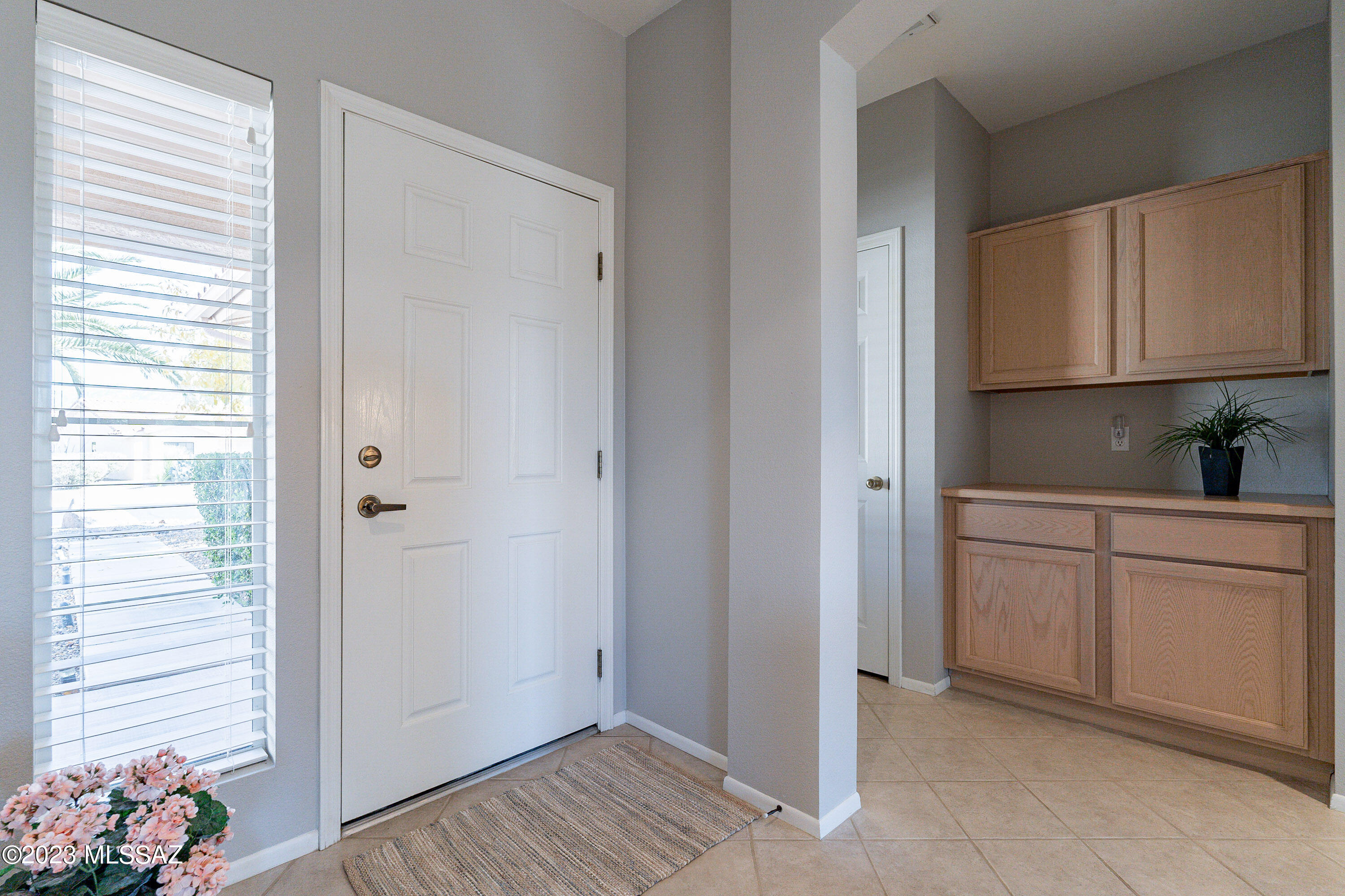 14717 North Palm Ridge Drive Oro Valley, AZ 85755 - Photo 6 of 38