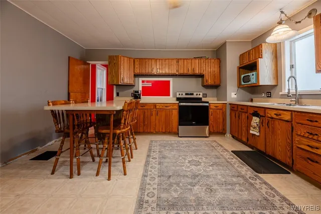 $183,500 | 50 Rochester Street, Bergen, NY 14416