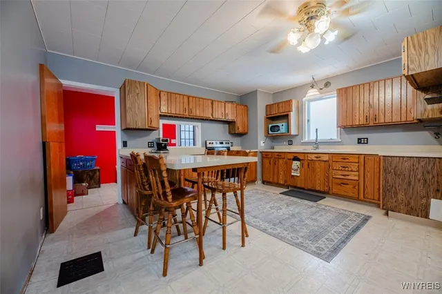 $183,500 | 50 Rochester Street, Bergen, NY 14416