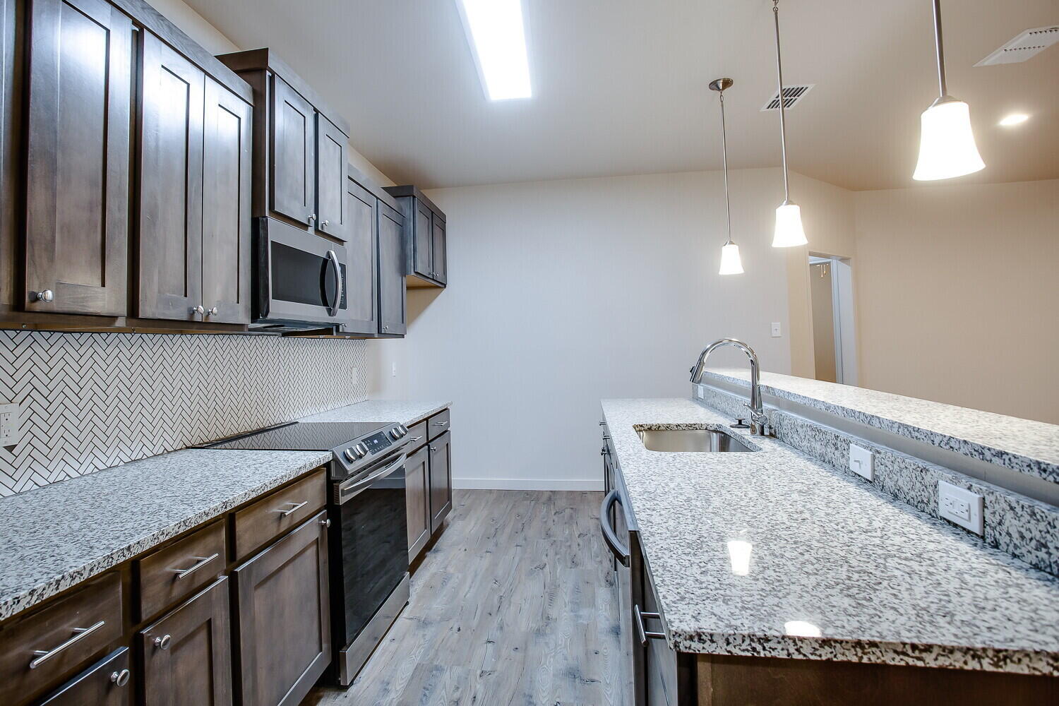 2533 134th Street Lubbock, TX 79423 - Photo 6 of 14 2533-105